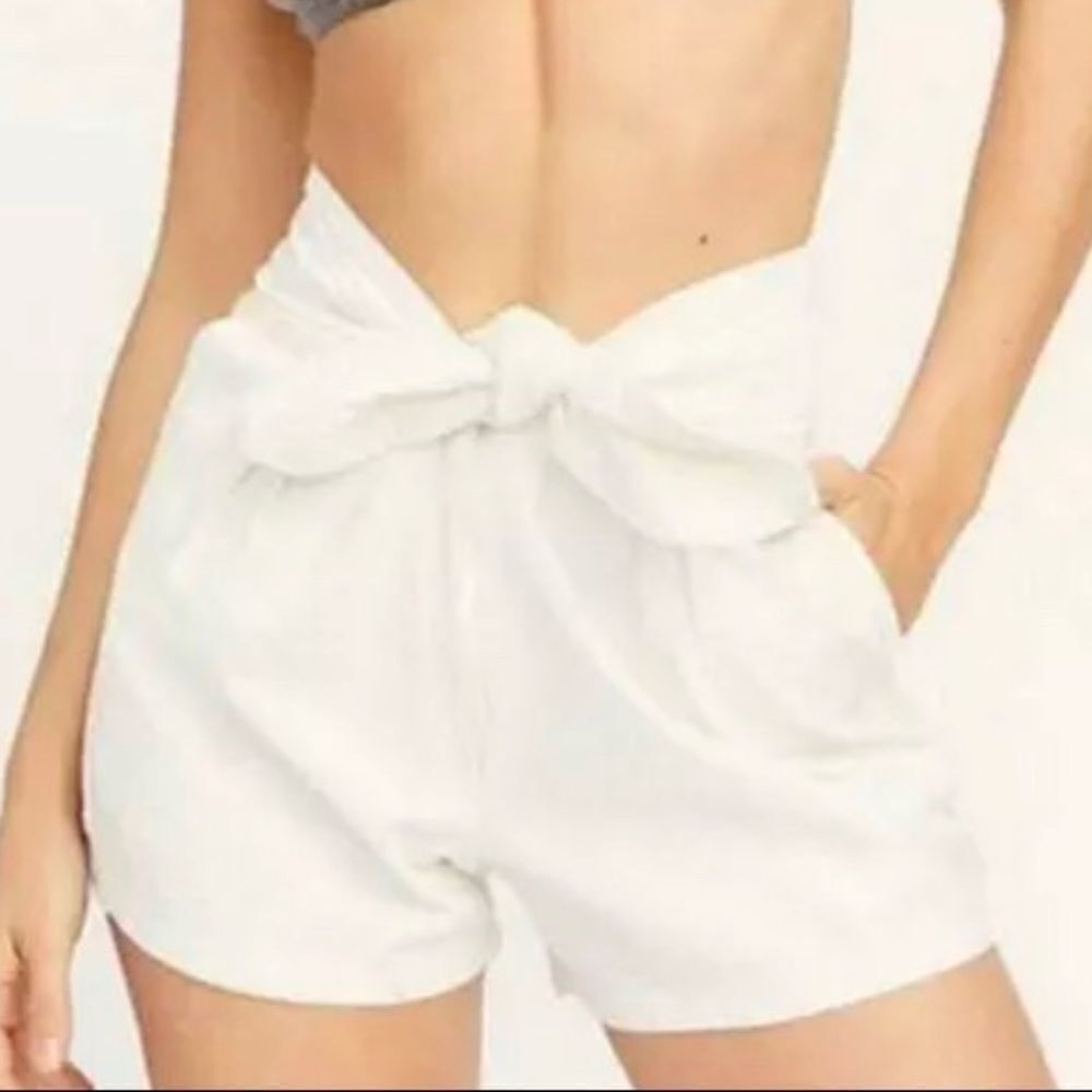 NWOT shorts  Size 0 FP